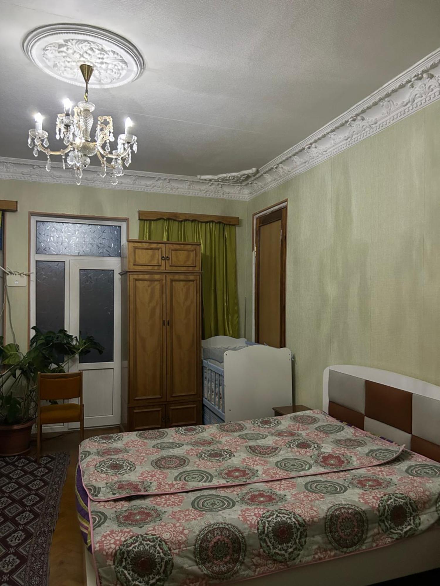 Friends House 호텔 쿠타이시 외부 사진