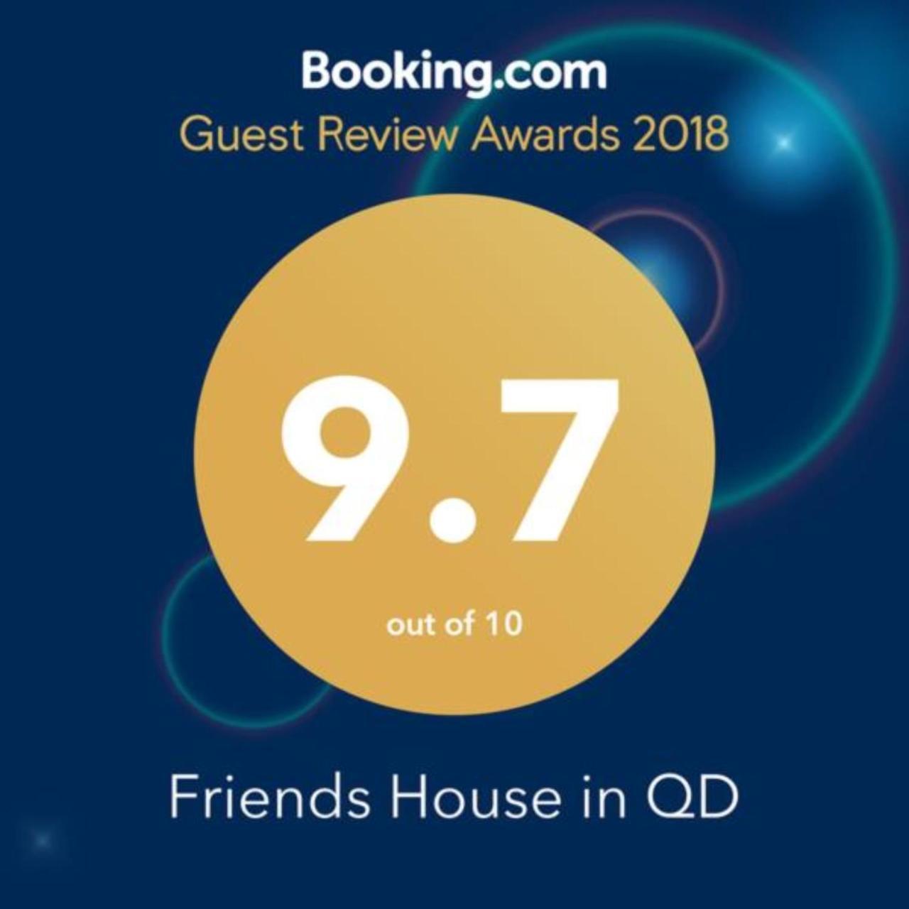 Friends House 호텔 쿠타이시 외부 사진
